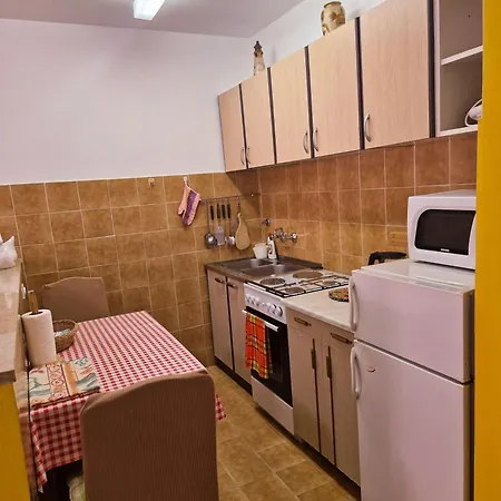 Apartment Vera *